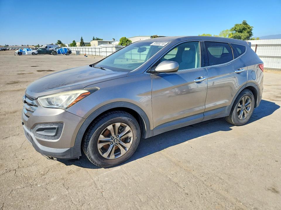 2014 Hyundai Santa fe VIN 5XYZT3LB9EG164054 COPART salvage auction — UNDERCARRIAGE, CA - DIS/DLR/EXP ONLY CLEAN TITLE, sold $3,100 on 2026-07-31 (photo 1)