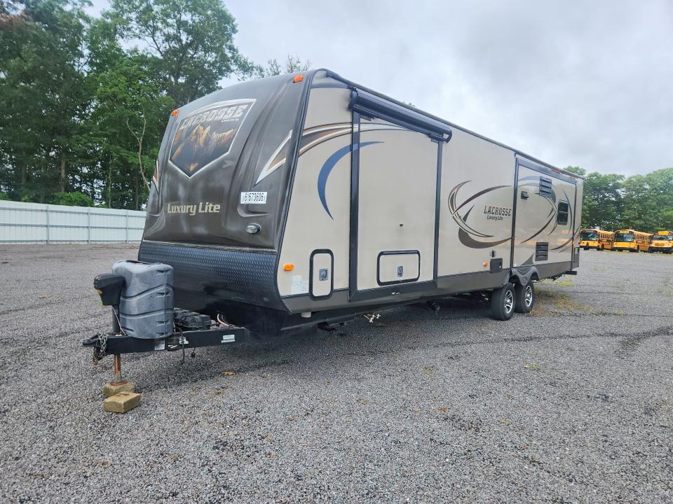 2015 Foresriver Lacrosse VIN 5ZT2LCYB8FB005546 COPART salvage auction — WATER/FLOOD, MA - CERT OF TITLE-RECONSTRCTD FLD, sold $15 on 2026-07-28 (photo 1)