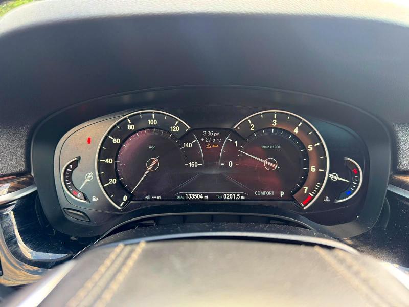 2018 BMW 5 series VIN WBAJE7C55JG891091 COPART salvage auction — NORMAL WEAR, WV - CERTIFICATE OF TITLE (P), sold $10,900 on 2026-08-03 (photo 8)