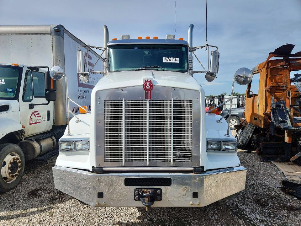 2013 Kenworth All other VIN 1XKDD49X8DJ343611 COPART salvage auction — FRONT END, IN - CERTIFICATE OF TITLE (P), sold $8,800 on 2026-07-28 (photo 5)
