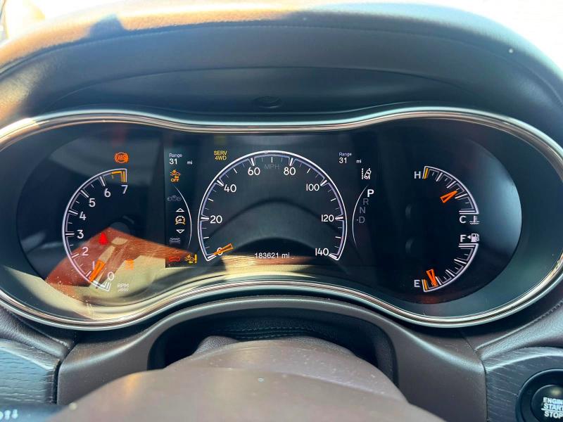 2019 Jeep Grand cherokee VIN 1C4RJFJG7KC578309 COPART salvage auction — NORMAL WEAR, CT, sold $7,700 on 2026-07-24 (photo 8)