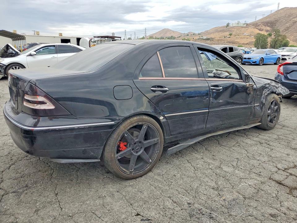 2003 Mercedes-benz C class VIN WDBRF64J43F363963 COPART salvage auction — ALL OVER, SC, sold $250 on 2026-08-06 (photo 3)