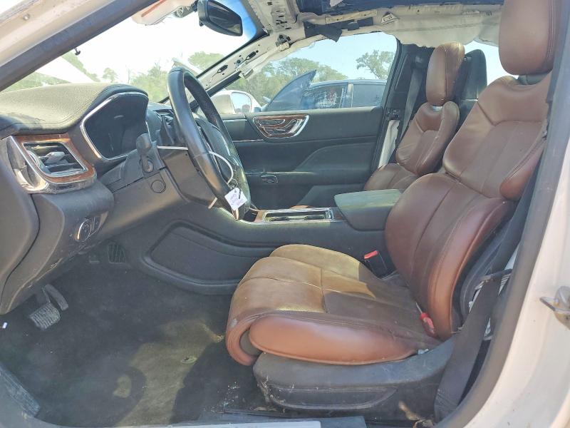 2017 Lincoln Continentl VIN 1LN6L9RP5H5607768 COPART salvage auction — ALL OVER, Ia - Cert Of Title-Salvage Title, sold $1,150 on 2026-07-31 (photo 7)