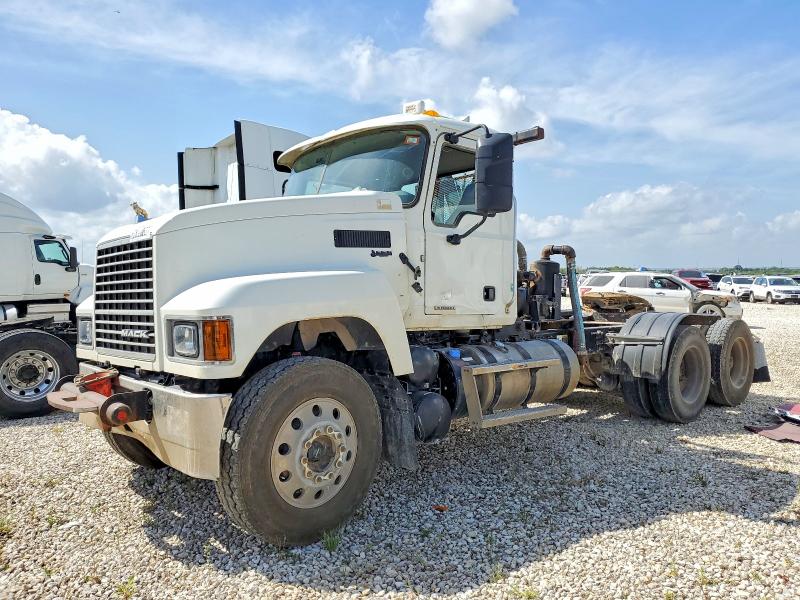 2019 Mack All other VIN 1M1PN3GY5KM001704 COPART salvage auction — MINOR DENT/SCRATCHES, CT, sold $8,900 on 2026-07-07 (photo 2)