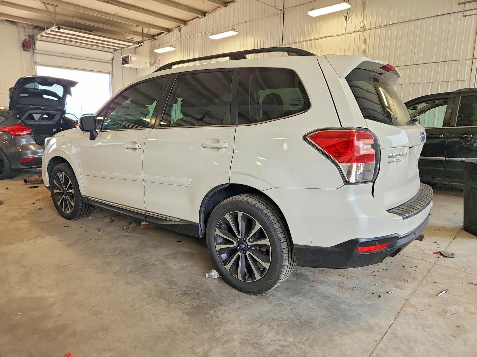 2018 Subaru Forester VIN JF2SJGWC0JH458593 COPART salvage auction — REAR END, MN - CERT OF TITLE-SALVAGE, sold $250 on 2026-07-23 (photo 2)