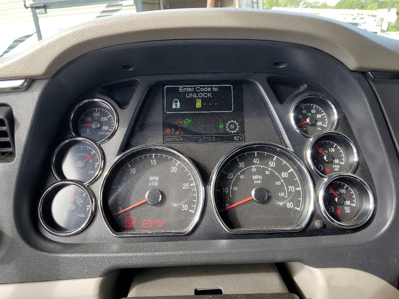 2019 Peterbilt All models VIN 1XPBDP9X1KD269835 COPART salvage auction — NORMAL WEAR, CT, sold $9,600 on 2026-08-31 (photo 9)