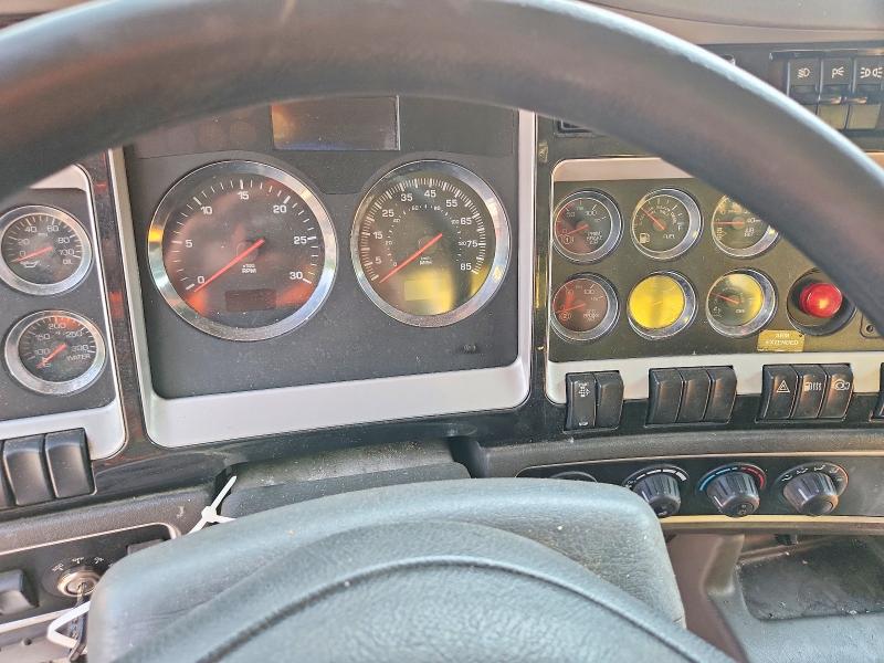 2018 Kenworth All other VIN 1NKBLJ0X9JR216329 COPART salvage auction — REAR END, OH - CERTIFICATE OF TITLE, sold $2,600 on 2026-07-30 (photo 9)