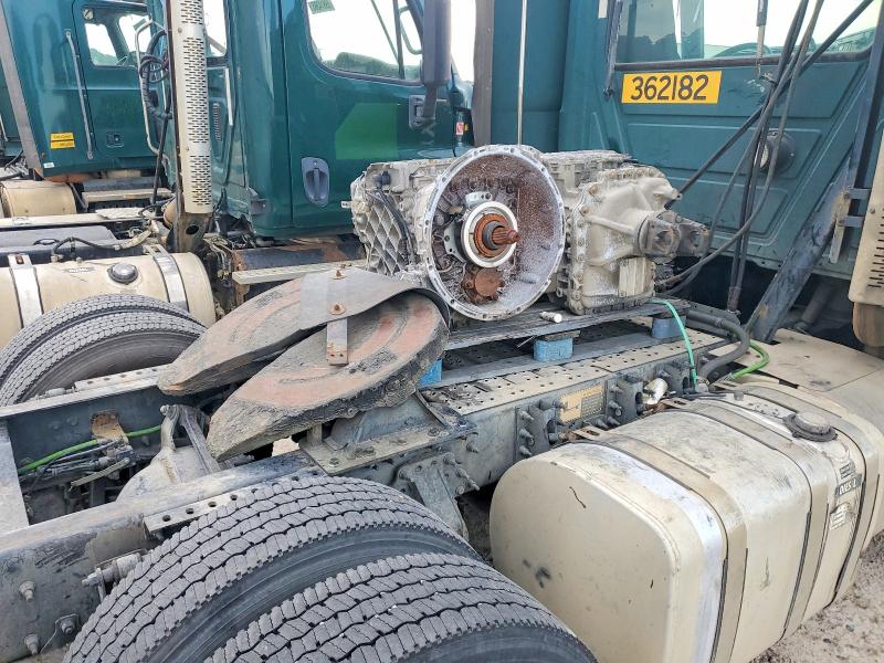 2017 Mack All other VIN 1M1AW01X5HM009490 COPART salvage auction — MINOR DENT/SCRATCHES, IN - CERTIFICATE OF TITLE, sold $2,100 on 2026-07-31 (photo 6)