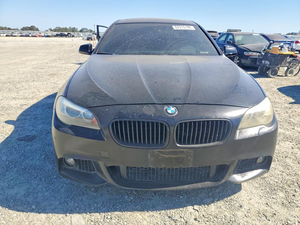 2011 BMW 5 series VIN WBAFR9C52BC758383 COPART salvage auction — MINOR DENT/SCRATCHES, DV, sold $1,250 on 2026-08-04 (photo 5)