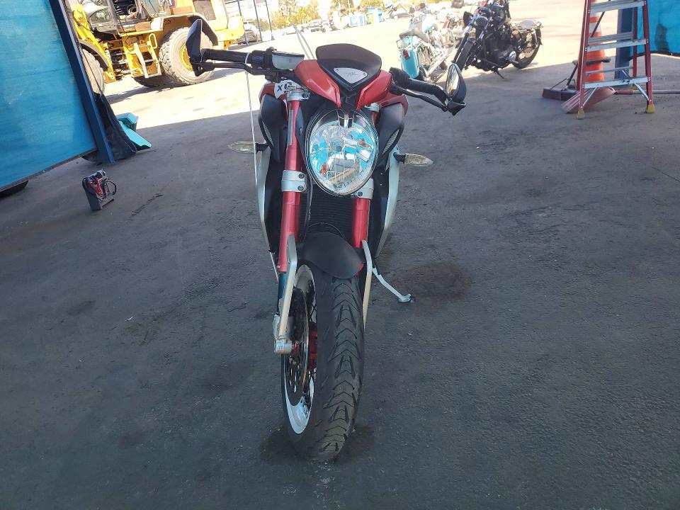 2015 M. v. agusta Brutale 80 VIN ZCGPFGNU3FV008563 COPART salvage auction — MECHANICAL, CA - DIS/DLR/EXP APP FOR DUP CLEAN, sold $200 on 2026-07-28 (photo 2)