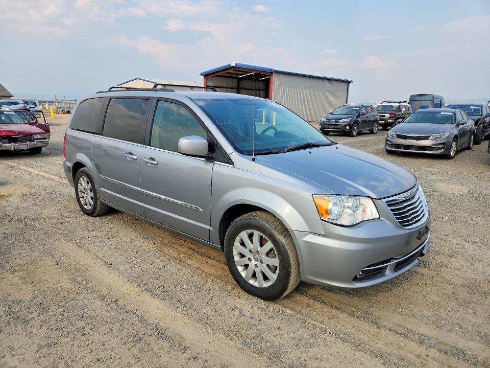 2015 Chrysler Minivan VIN 2C4RC1BG1FR636634 COPART salvage auction — NORMAL WEAR, CT, sold $625 on 2026-09-01 (photo 4)
