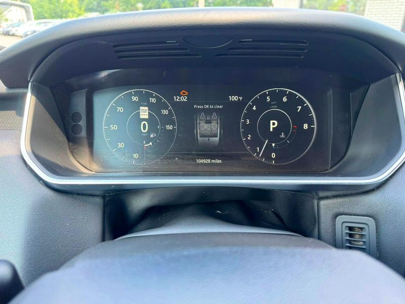 2017 Land rover Rangerover VIN SALWR2FV6HA148747 COPART salvage auction — NORMAL WEAR, CT, sold $6,800 on 2026-07-17 (photo 8)