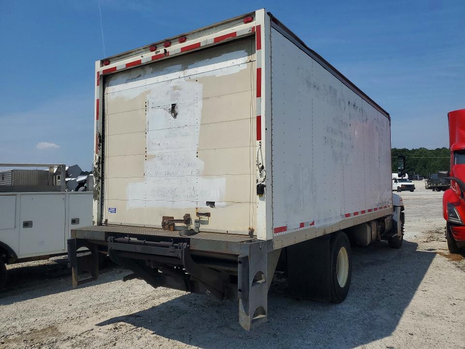 2013 Hino Hino 268 VIN 5PVNJ8JV3D4S55574 COPART salvage auction — MINOR DENT/SCRATCHES, CT, sold $2,800 on 2026-08-25 (photo 3)