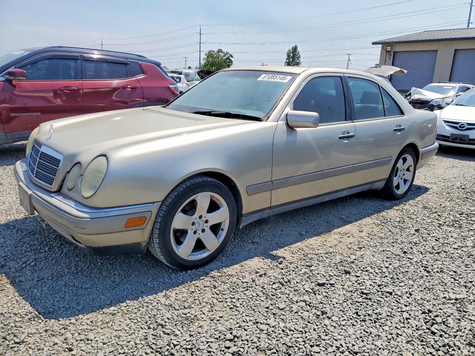 1997 Merz E-class VIN WDBJF55F1VA437048 COPART salvage auction — MECHANICAL, OR - CERTIFICATE OF TITLE, sold $200 on 2026-07-28 (photo 1)