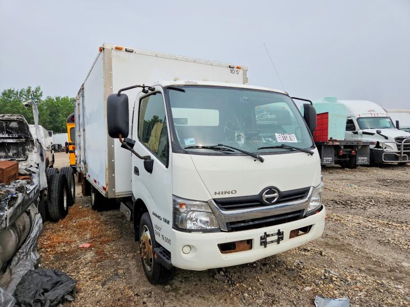 2015 Hino All other VIN JHHRDM2HXFK002208 COPART salvage auction — NORMAL WEAR, IL - CERTIFICATE OF TITLE, sold $500 on 2026-07-28 (photo 9)
