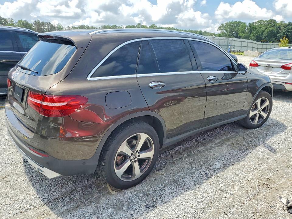 2018 Mercedes-benz Glc class VIN WDC0G4JB7JV056213 COPART salvage auction — MINOR DENT/SCRATCHES, Ga - Certificate Of Title, sold $9,200 on 2026-08-12 (photo 3)