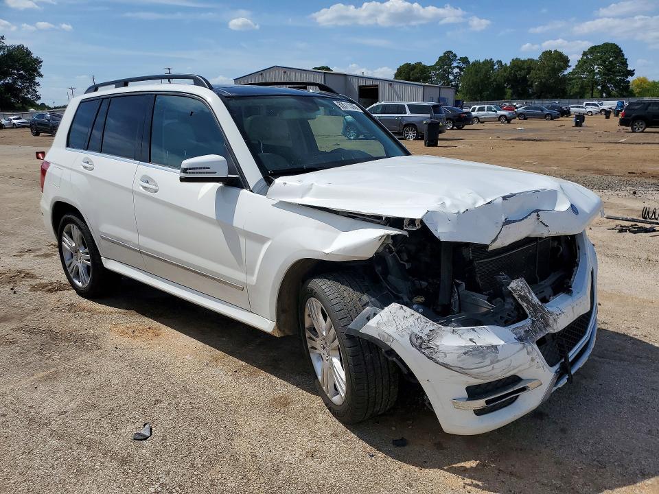 2015 Mercedes-benz Glk-class VIN WDCGG5HB3FG382242 COPART salvage auction — FRONT END, Tx - Certificate Of Title, sold $2,300 on 2026-08-03 (photo 4)