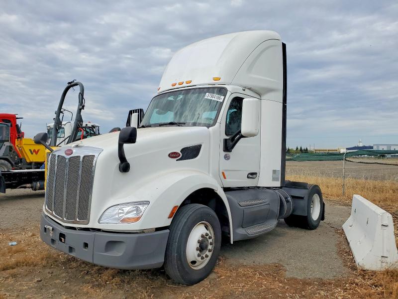 2018 Peterbilt All other VIN 1XPBA48X6JD478012 COPART salvage auction — NORMAL WEAR, IN - DIS/DLR/EXP ONLY CLEAN TITLE, sold $10,000 on 2026-07-28 (photo 2)