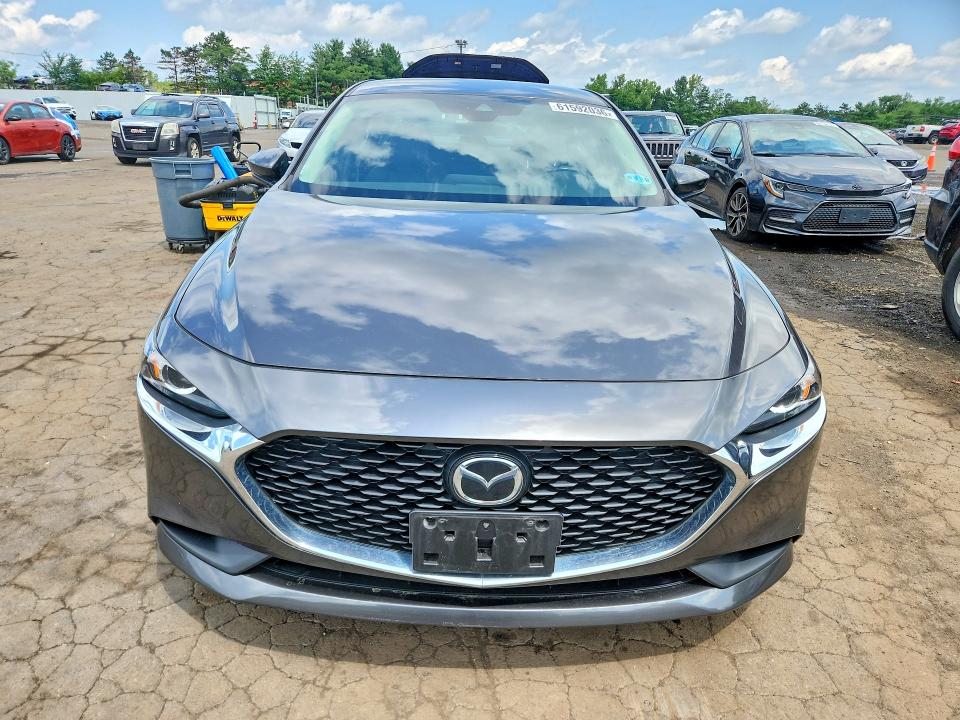 2021 Mazda 3 VIN 3MZBPBBLXMM252345 COPART salvage auction — REAR END, CT - CERT OF TITLE-SALVAGE, sold $7,000 on 2026-08-21 (photo 5)