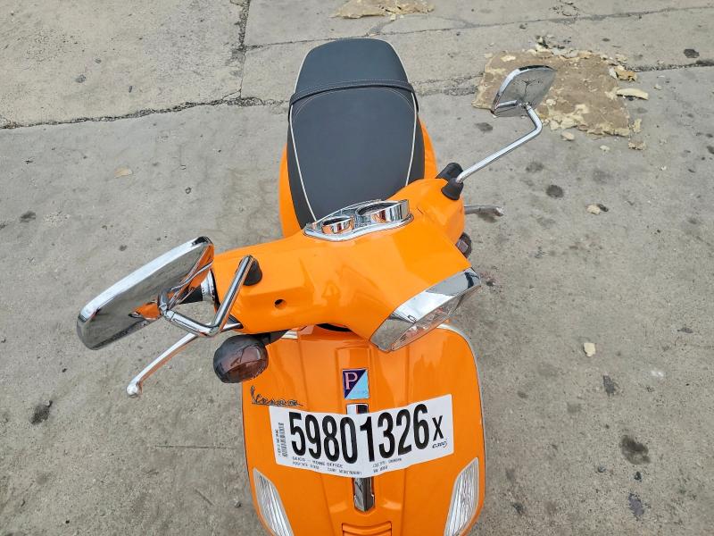 2011 Vespa Scooter VIN ZAPM688F0B5400068 COPART salvage auction — SIDE, ST, sold $425 on 2026-07-30 (photo 5)