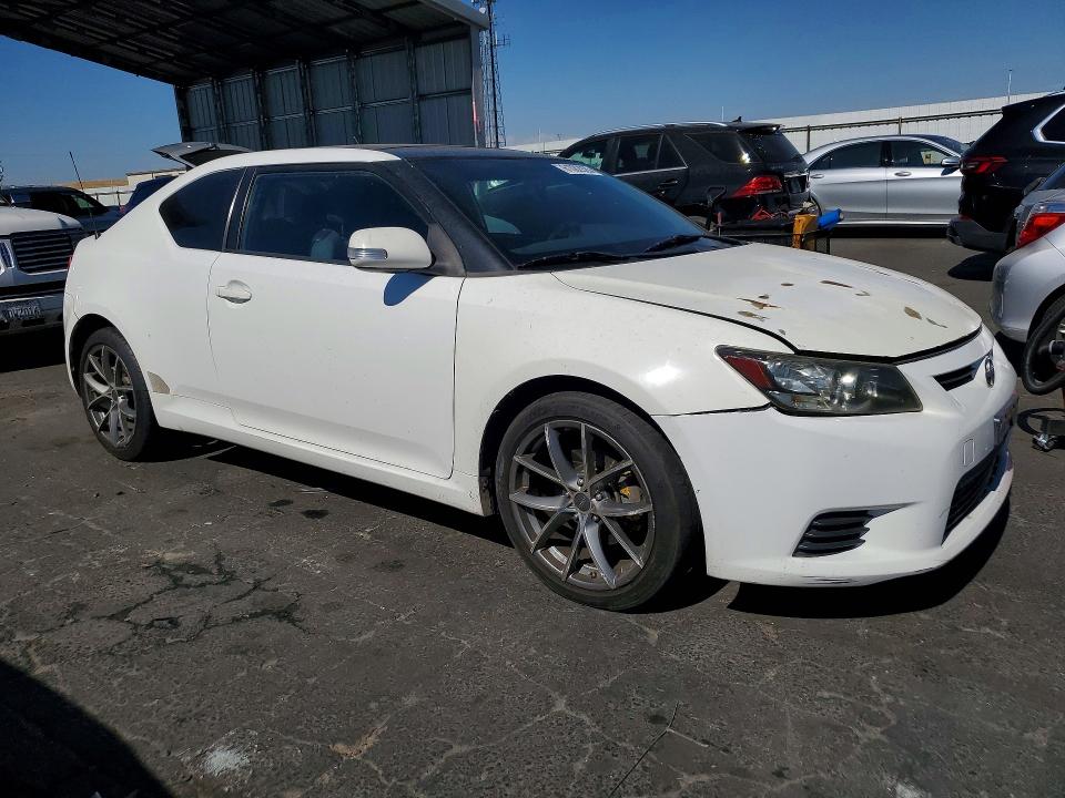 2011 Scion Tc VIN JTKJF5C72B3002318 COPART salvage auction — REAR END, SC, sold $900 on 2026-08-03 (photo 4)