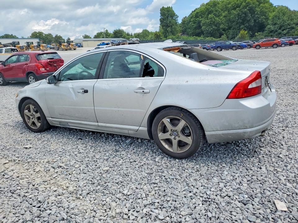 2008 Volvo S80 VIN YV1AH992381048369 COPART salvage auction — ROLLOVER, TN - SALVAGE CERTIFICATE, sold $175 on 2026-08-20 (photo 2)
