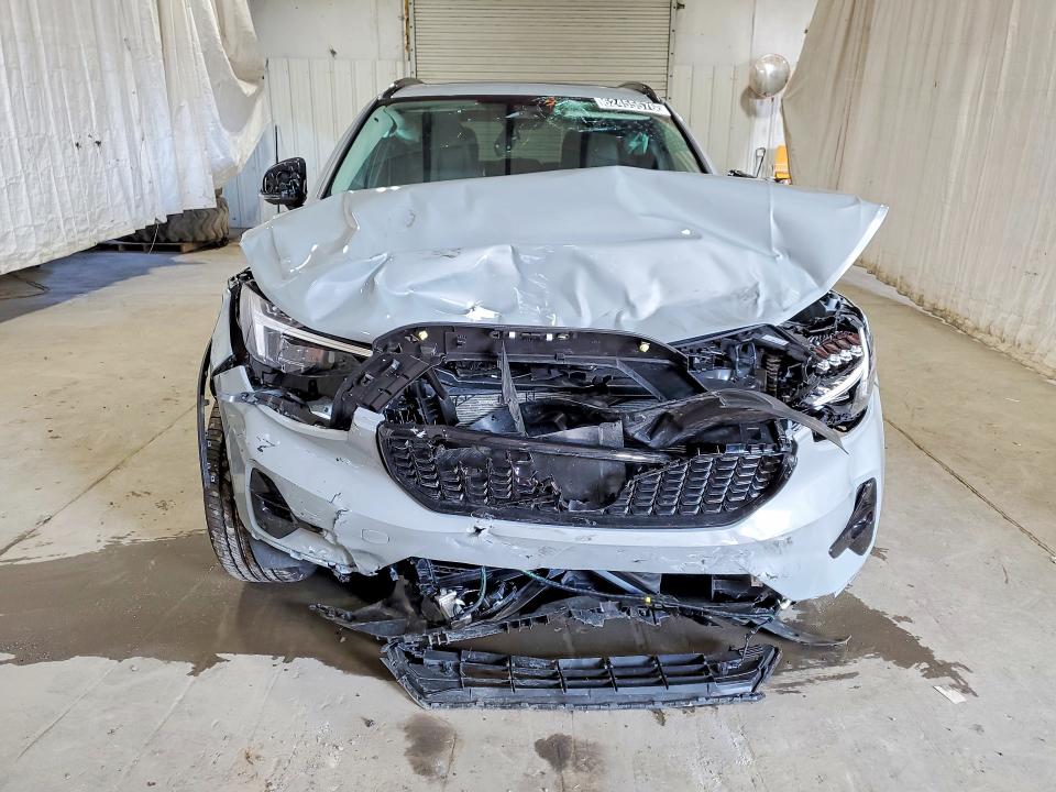2026 Volvo Xc40 VIN YV4L12UC3T2795755 COPART salvage auction — FRONT END, Ny - Certificate Of Title, sold $11,000 on 2026-08-03 (photo 5)
