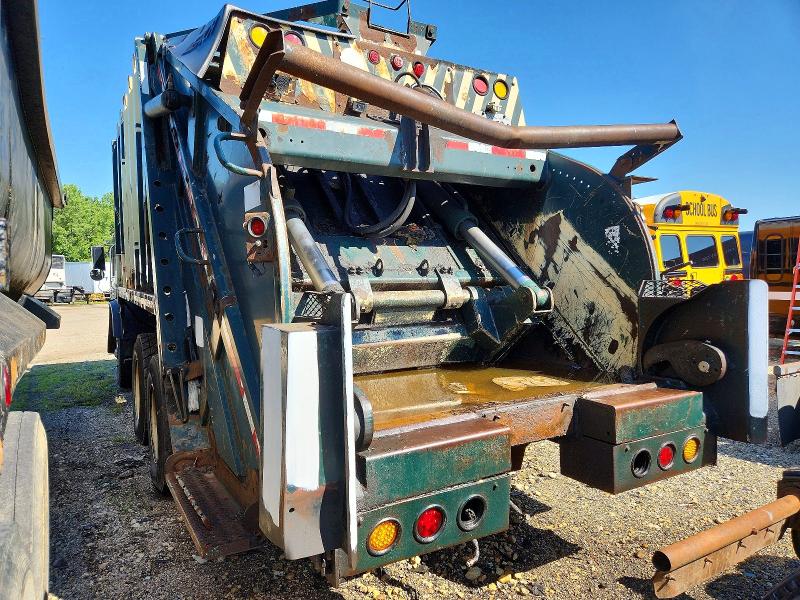 2004 Mack All other VIN 1M2AC07C04M009948 COPART salvage auction — MINOR DENT/SCRATCHES, FL - CERTIFICATE OF DESTRUCTION, sold $450 on 2026-07-30 (photo 3)