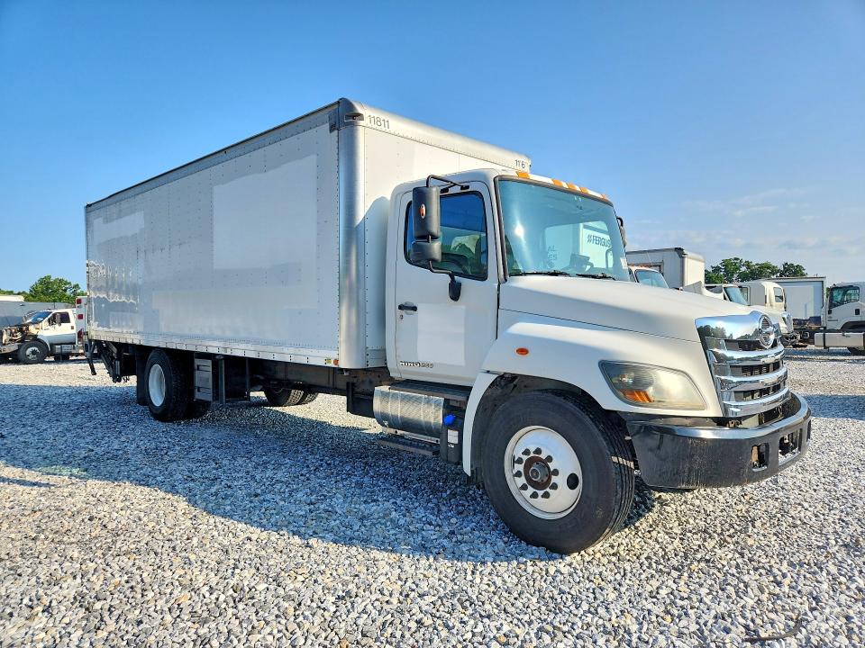 2016 Hino All other VIN 5PVNE8JT5G4S56829 COPART salvage auction — MINOR DENT/SCRATCHES, PA - CERT OF TITLE, sold $4,600 on 2026-07-30 (photo 4)