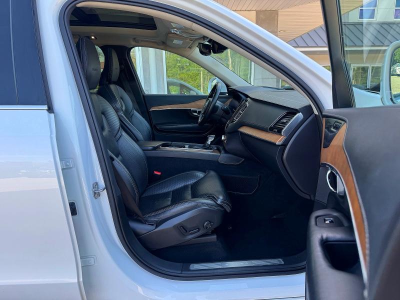 2019 Volvo Xc90 VIN YV4A22PL6K1487077 COPART salvage auction — MINOR DENT/SCRATCHES, NH - CERTIFICATE OF TITLE (P), sold $9,100 on 2026-07-27 (photo 5)
