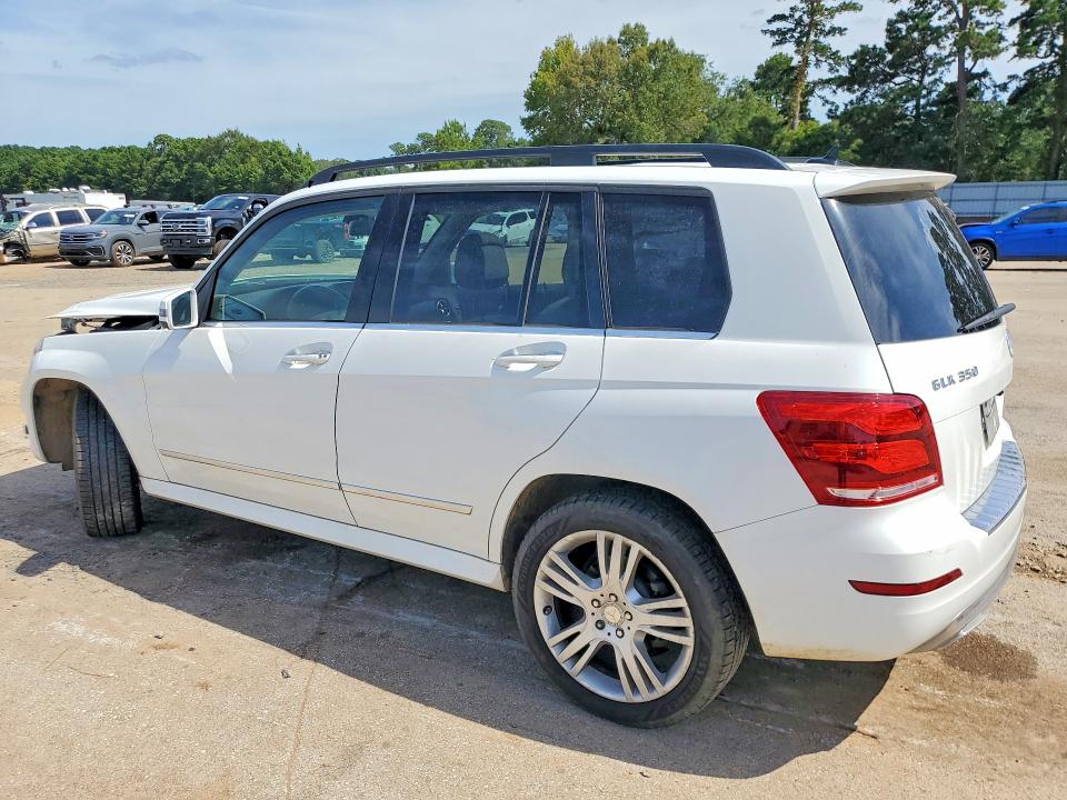 2015 Mercedes-benz Glk-class VIN WDCGG5HB3FG382242 COPART salvage auction — FRONT END, Tx - Certificate Of Title, sold $2,300 on 2026-08-03 (photo 2)