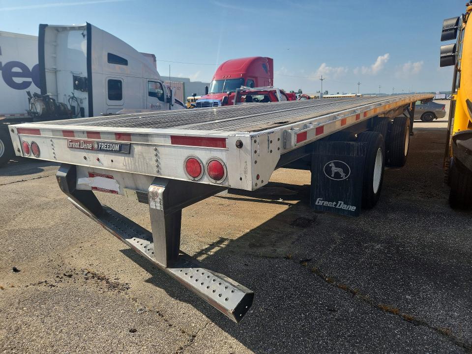 2023 Great dane All models VIN 1GR4M0622PH520457 COPART salvage auction — REAR END, CT, sold $13,800 on 2026-08-18 (photo 3)