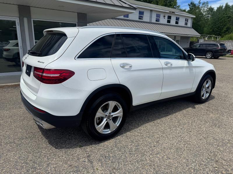 2017 Mercedes-benz Glc VIN WDC0G4KB7HF242188 COPART salvage auction — MINOR DENT/SCRATCHES, MA - CERTIFICATE OF TITLE (P), sold $8,400 on 2026-07-27 (photo 4)