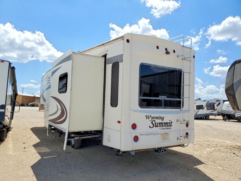 2010 Foresriver Wyoming su VIN 5ZT3WS1B2A1301242 COPART salvage auction — SIDE, TX - SALVAGE VEHICLE TITLE, sold $3,050 on 2026-07-27 (photo 3)
