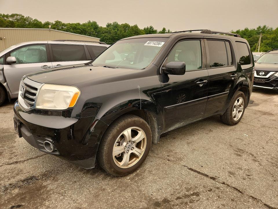 2015 Hond Pilot VIN 5FNYF4H75FB078102 COPART salvage auction — MINOR DENT/SCRATCHES, CT, sold $475 on 2026-07-28 (photo 1)