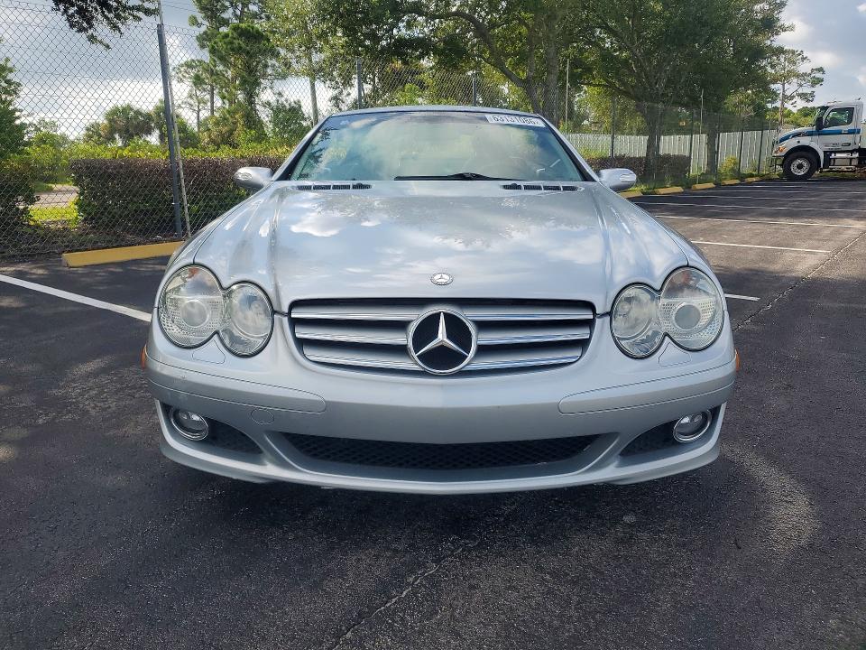 2007 Mercedes-benz Sl-class VIN WDBSK71F97F133652 COPART salvage auction — MINOR DENT/SCRATCHES, Fl - Certificate Of Title, sold $5,300 on 2026-08-05 (photo 5)