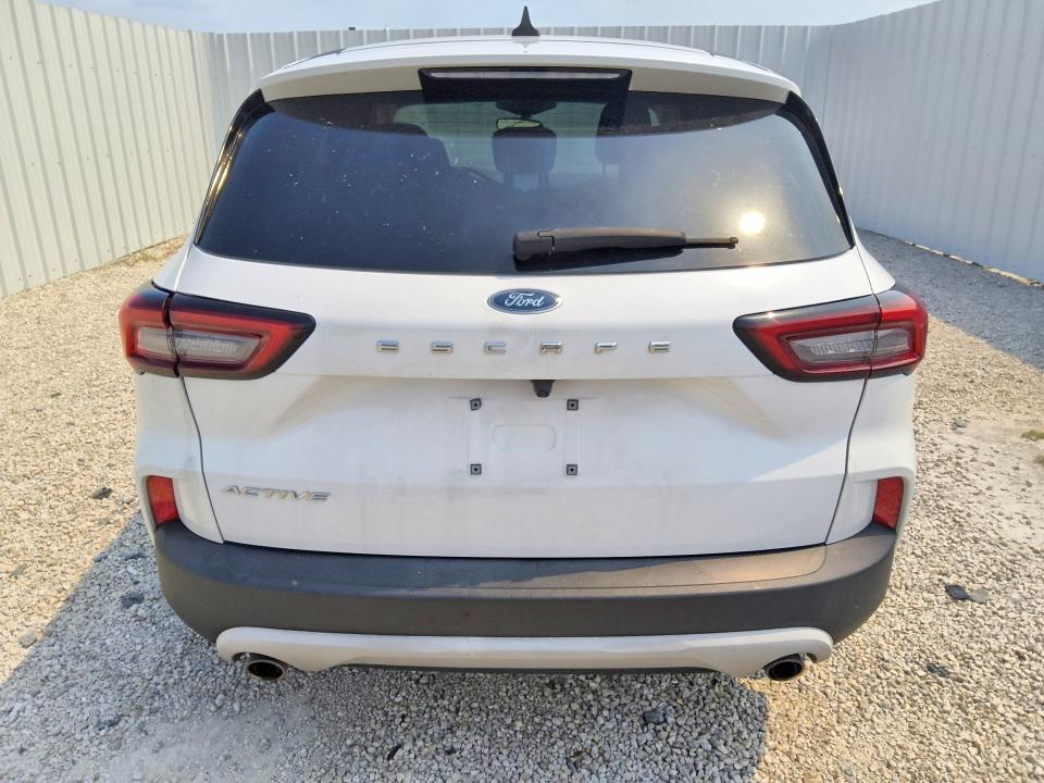 2023 Ford Escape VIN 1FMCU0GN3PUA59691 COPART salvage auction — FRONT END, Fl - Certificate Of Title, sold $8,800 on 2026-07-23 (photo 6)