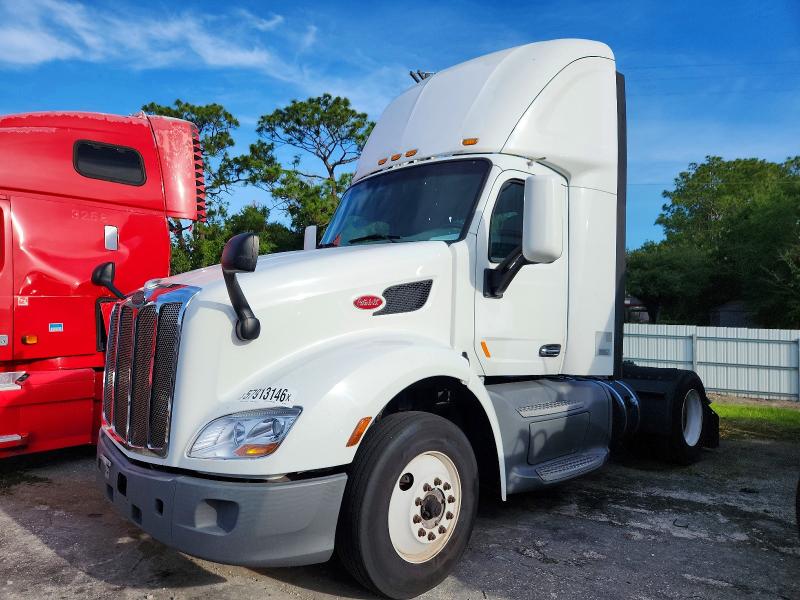 2018 Peterbilt All other VIN 1XPBA48X4JD478137 COPART salvage auction — MINOR DENT/SCRATCHES, CT, sold $7,400 on 2026-07-16 (photo 2)