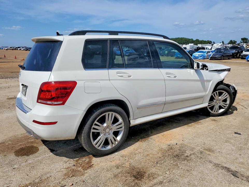 2015 Mercedes-benz Glk-class VIN WDCGG5HB3FG382242 COPART salvage auction — FRONT END, Tx - Certificate Of Title, sold $2,300 on 2026-08-03 (photo 3)