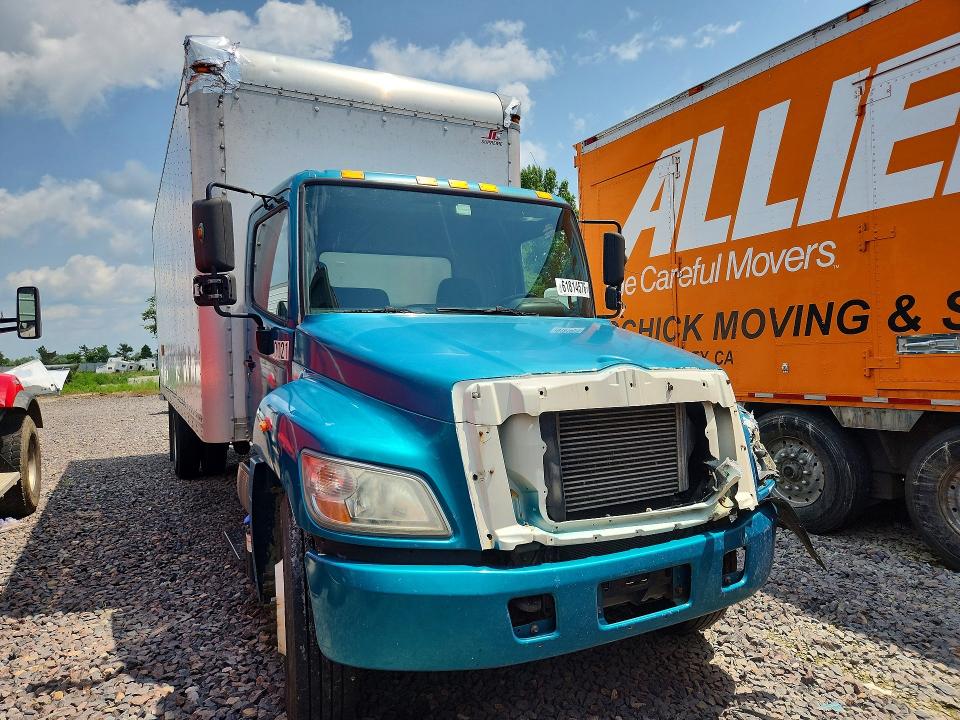 2015 Hino All other VIN 5PVNJ8JV4F4S57742 COPART salvage auction — FRONT END, IN - CERT OF TITLE-SALVAGE TITLE, sold $30 on 2026-07-28 (photo 4)