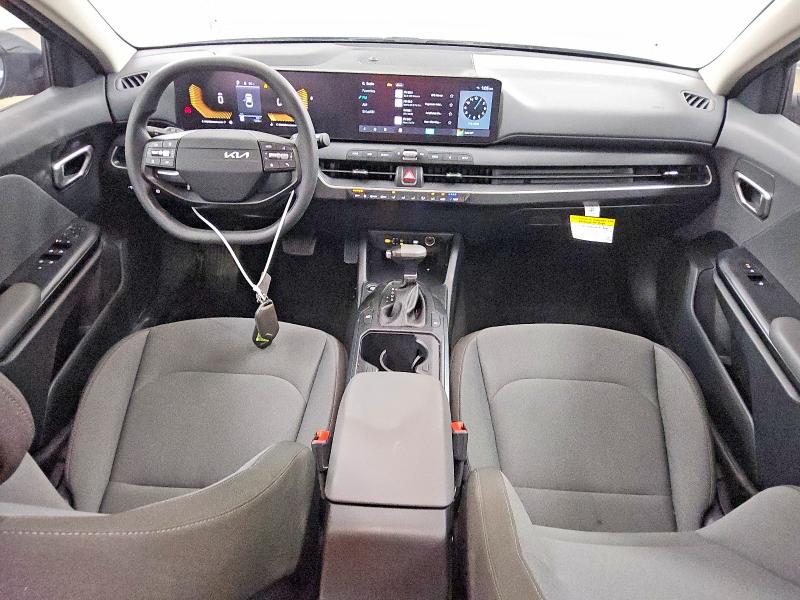 2025 Kia All other VIN 3KPFT4DEXSE202479 COPART salvage auction — MINOR DENT/SCRATCHES, GA - CERTIFICATE OF TITLE, sold $17,600 on 2026-08-06 (photo 8)