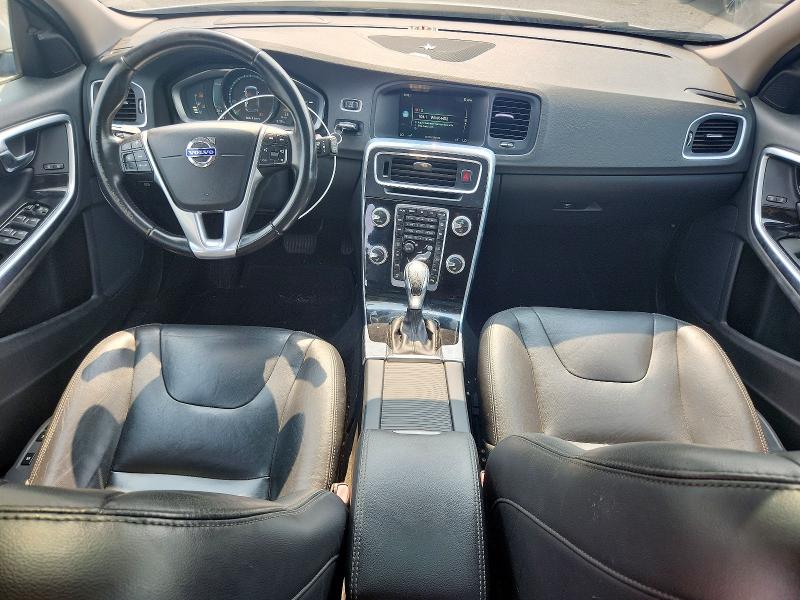 2015 Volvo V60 VIN YV140MEM0F1260657 COPART salvage auction — MECHANICAL, Pa - Cert Of Title, sold $1,000 on 2026-08-04 (photo 8)