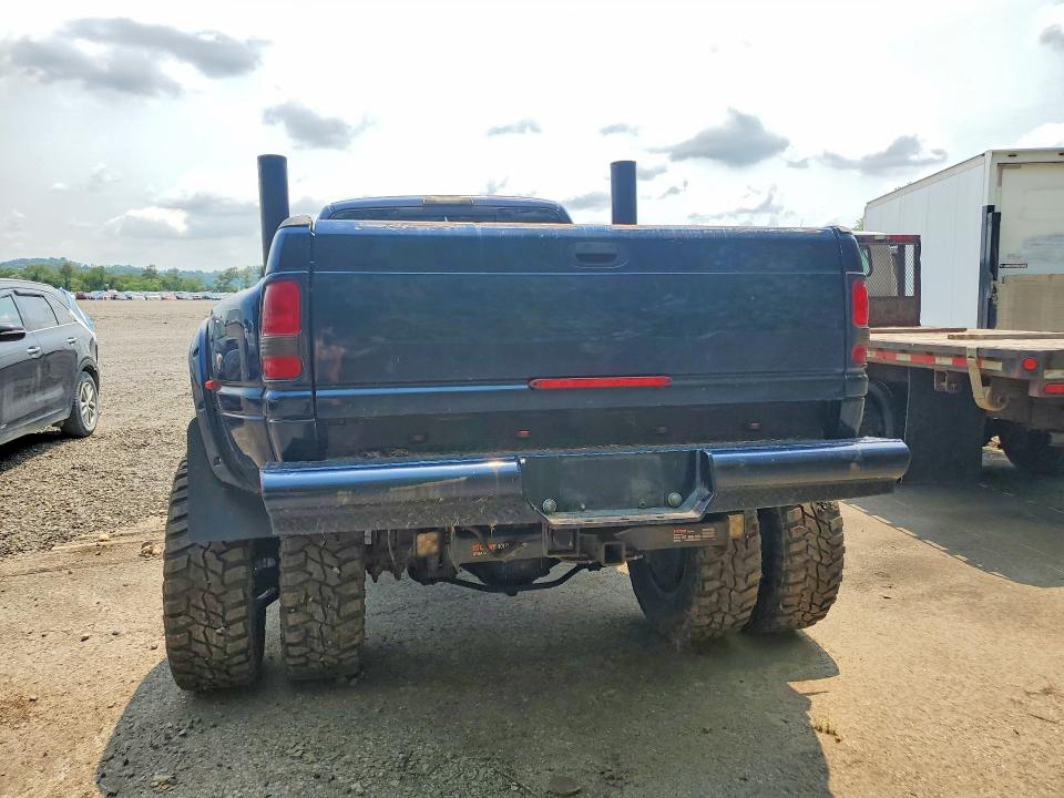 2001 Dodg Ram 2500 VIN 1B7KF23741J236965 COPART salvage auction — FRONT END, Pa - Reconstructed Clean, sold $4,200 on 2026-08-03 (photo 6)
