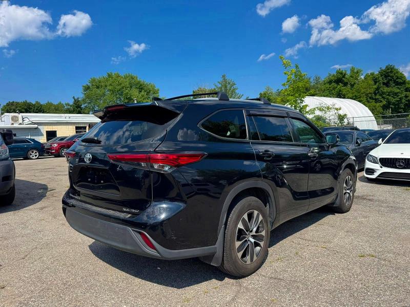 2023 Toyota Highlander VIN 5TDKDRBH1PS011052 COPART salvage auction — NORMAL WEAR, CT, sold $22,500 on 2026-07-20 (photo 4)