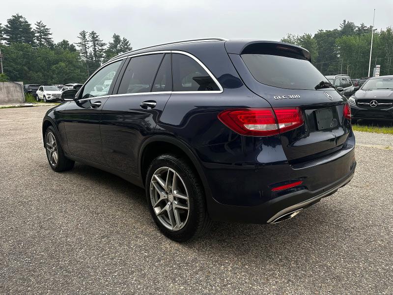2016 Mercedes-benz Glc class VIN WDC0G4KB3GF014235 COPART salvage auction — MINOR DENT/SCRATCHES, ME - CERTIFICATE OF TITLE (P), sold $10,400 on 2026-07-27 (photo 3)