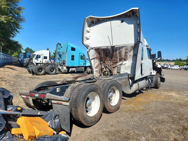 2022 Peterbilt All models VIN 1XPBD49X9ND803361 COPART salvage auction — ROLLOVER, SC, sold $6,500 on 2026-08-24 (photo 4)