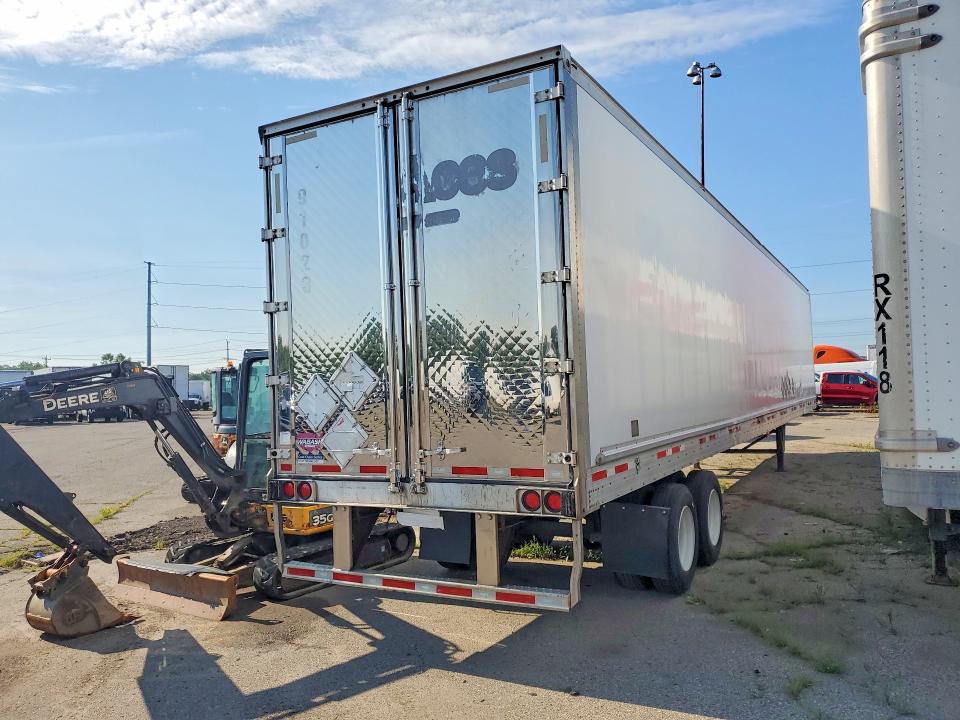 2020 Wabash 53'trailer VIN 1JJV532B5LM219676 COPART salvage auction — MINOR DENT/SCRATCHES, RS, sold $12,100 on 2026-08-25 (photo 3)