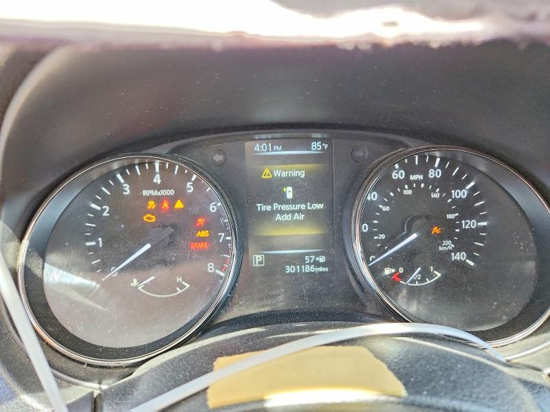 2017 Nissan Rogue VIN JN8AT2MT3HW152931 COPART salvage auction — FRONT END, DV, sold $650 on 2026-07-16 (photo 9)