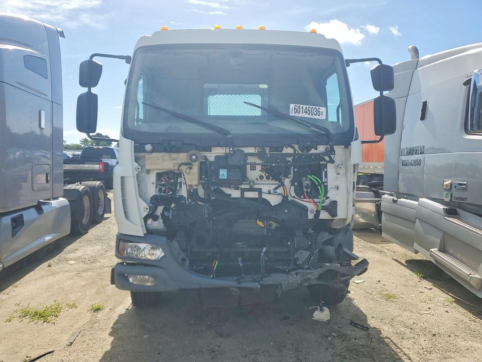 2023 Kenworth All other VIN 3BKJHM6X5PF583045 COPART salvage auction — FRONT END, RB, sold $7,900 on 2026-08-28 (photo 5)