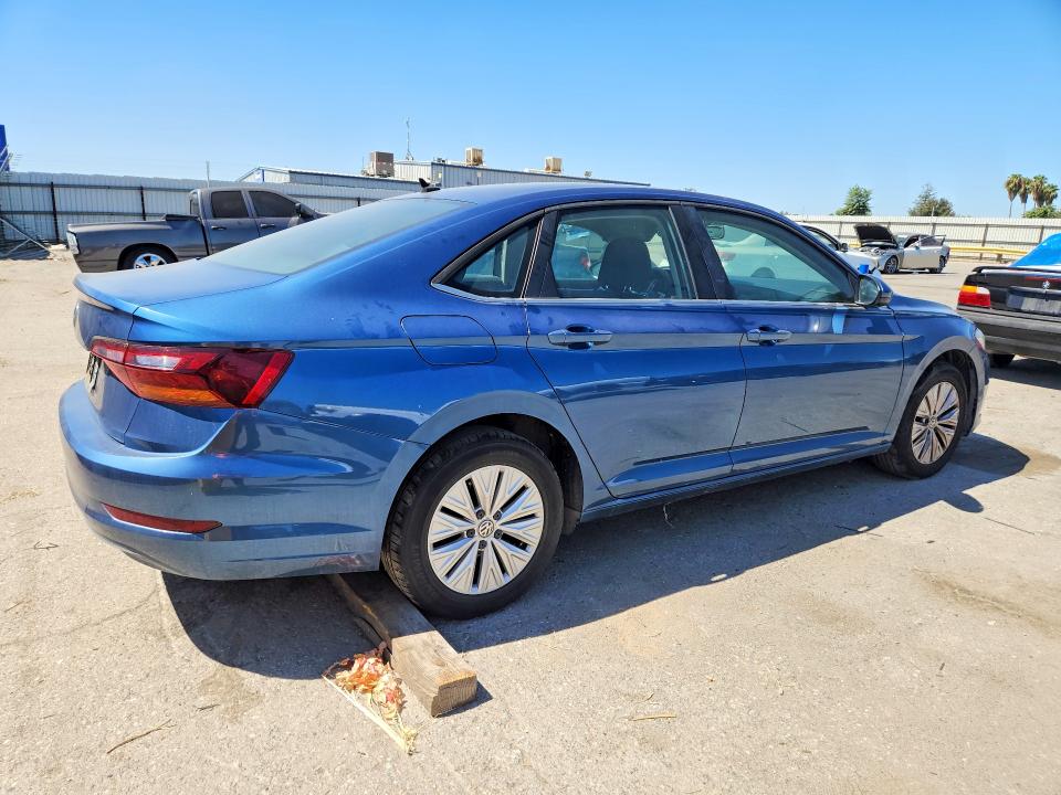 2019 Volkswagen Jetta VIN 3VWC57BUXKM090701 COPART salvage auction — NORMAL WEAR, Ca - Dis/Dlr/Exp Only Clean Title, sold $3,300 on 2026-08-14 (photo 3)
